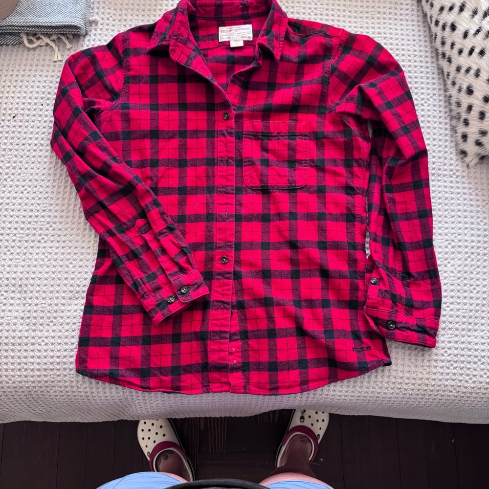 Ladies Filson flannel!